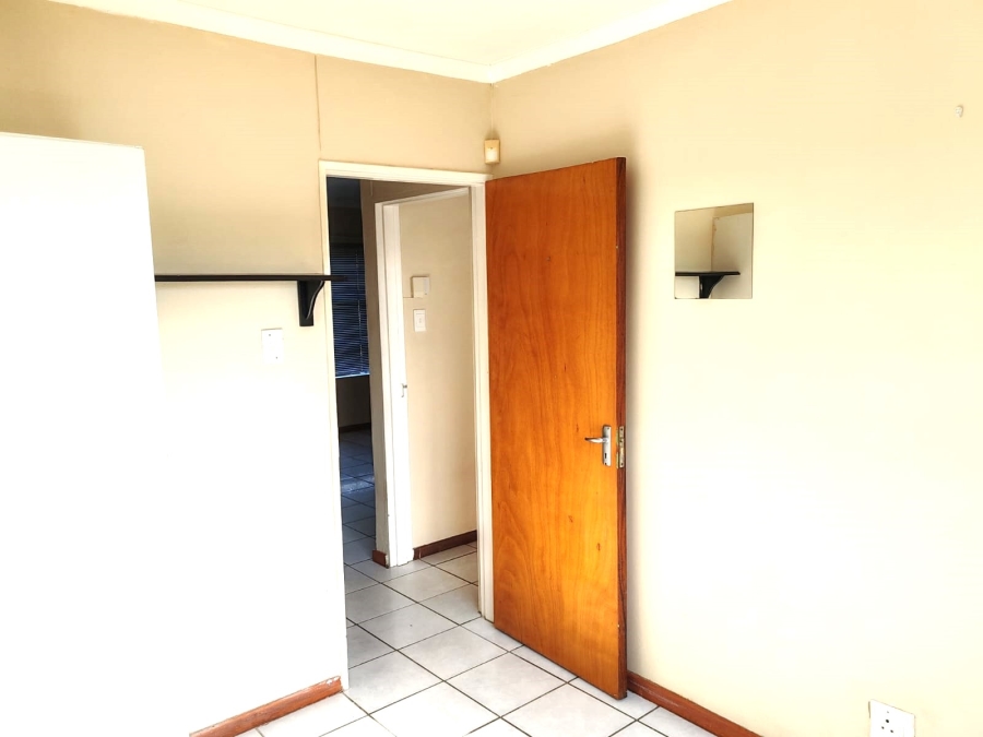 2 Bedroom Property for Sale in Scheepershoogte Eastern Cape